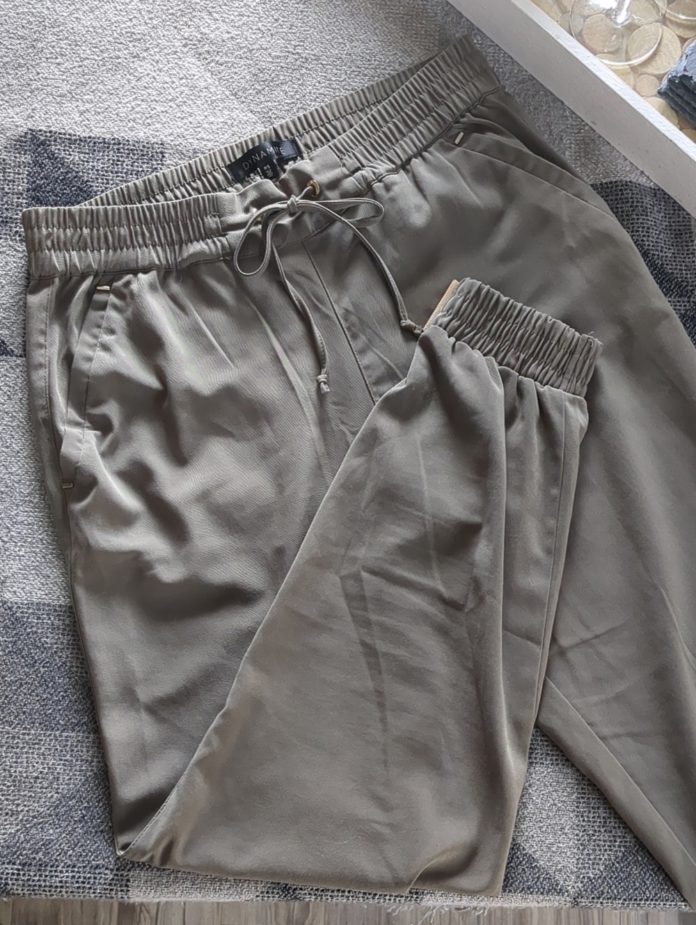 Women's Elastic Waist Casual Pants with Golden Details - Kaki